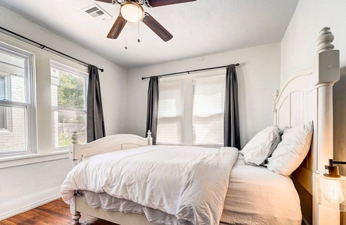 Central Oklahoma City Apartment | Chic Duplex Haven I Steps from Paseo Arts District