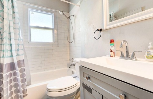 Central Oklahoma City Apartment | Chic Duplex Haven I Steps from Paseo Arts District