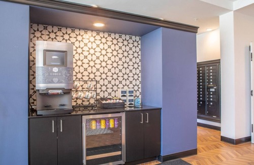 Yankee Hill Apartment | Chic East Side 1BR Apt with Balcony, Pool, and Gym