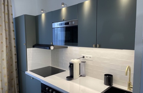 Choisy-le-Roi Apartment | Chic fully-equipped apartment near Orly and Seine - 15mins from Paris