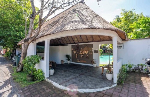 Nusa Dua Apartment | Chic Lagoon Villa Near Nusa Dua Beach – $122/Night