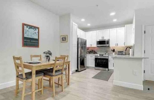 Arrowhead Ranch Apartment | Chic Luxe Apt for 4, Glendale AZ
