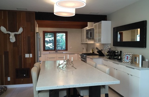 Mammoth Lakes House | Chic, Modern 2BR +Loft Townhouse