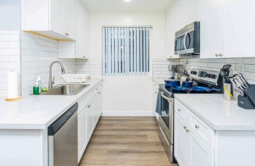 Altadena Apartment | Chic Modern Hideaway w/Patio Near LA Best Sights6