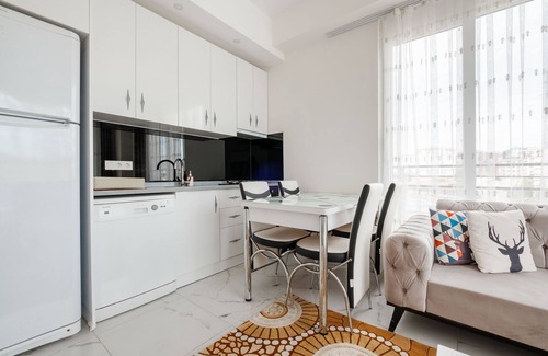 Avsallar Apartment | Chic Residence w Balcony 5 min to Beach in Alanya