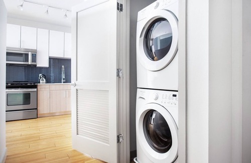 D Street - West Broadway Apartment | Chic South Boston studio w/Gym, W/D by Seaport & Lawn on D by Blueground