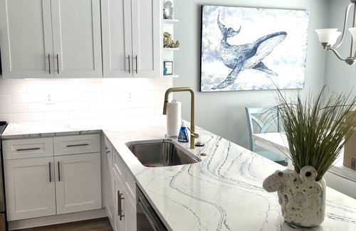 Keys Of Marsh Harbor House | Chic & Spacious Vacation Home.Community Pool, Modern Amenities & Serene Vibes