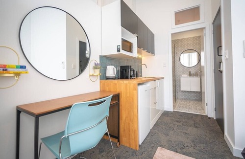 Darlinghurst Apartment | Chic Studio C｜Oasis in the Heart of Darlinghurst