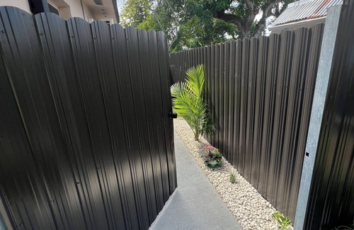 Miami Gardens Apartment | Chic studio with WiFi and AC in vibrant Miami