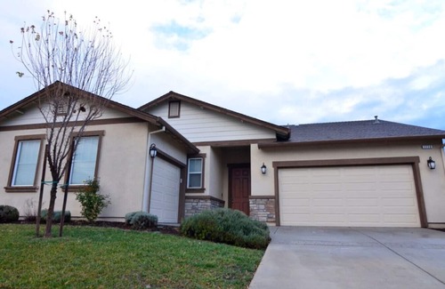 Chico House | Chico Creek Villa: Enjoy a Game Room & Relaxation!