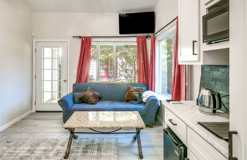 Chico Apartment | Chico Studio Near Cal State & Downtown