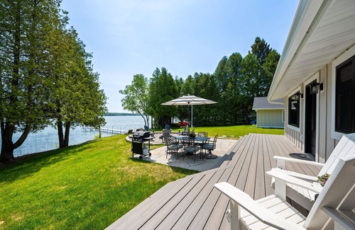 Baileys Harbor House | Chicory Lake House: Kayaks, Fishing & Game Rm - Your Kangaroo Lake Happy Place!