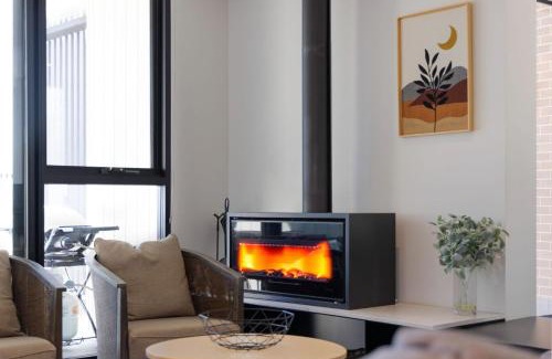 Jindabyne House | Chilam B
