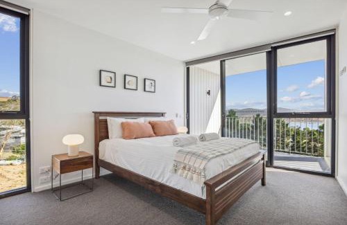 Jindabyne House | Chilam B