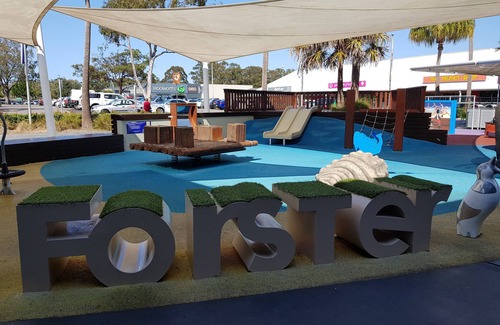 Forster Apartment | CHILL-OUT LAKESIDE * waterfront on wallis lake. Walk to the beach, shops, cafes!