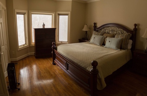 Alexander City House | CHILLAX! This place is just what the doctor ordered