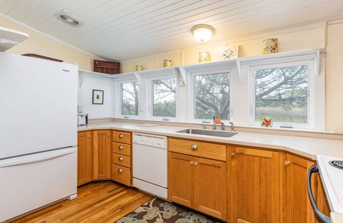 Tybee Island House | Chimney Pot Cottage | Creekfront, Dock, Pets OK!