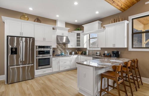 Chimney Rock House | Chimney Rock on Stilts By CM | Epic Views, Hot Tub & Dogs Welcome!