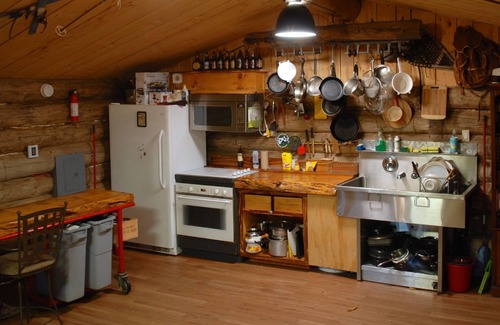 Saint-Sauveur Cabin | Chimo Refuges vacation center # MOJOTO
