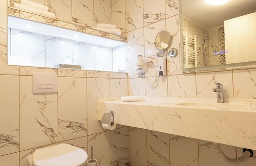 Targoviste Hotel | Chitulescu Hotel