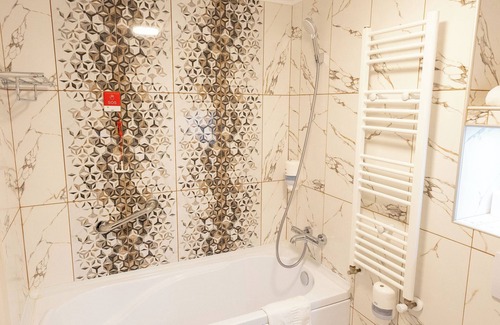 Targoviste Hotel | Chitulescu Hotel