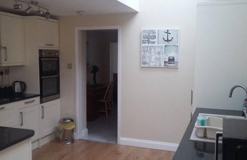 Whitstable House | Chloe Cottage - Family friendly fishermans cottage close to the beach and harbou