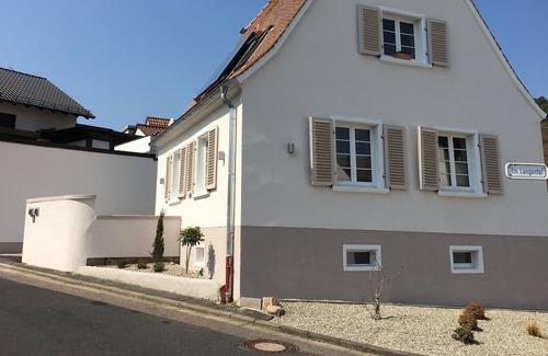Weisenheim am Berg Apartment | Christmann's Cottage