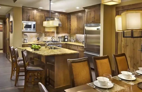 Truckee Resort | Christmas Break on the Slopes