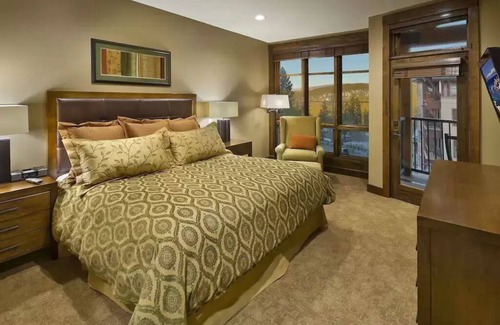 Truckee Resort | Christmas Break on the Slopes