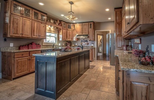 Hiawassee House | Christmas in the Mtns with Amazing Mountain Views!