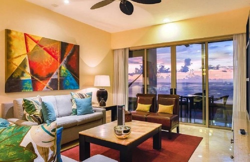 Romantic Zone Resort | Christmas Week in a 3 Bedroom Lock-Off Oceanfront Suite @ Garza Blanca PVR
