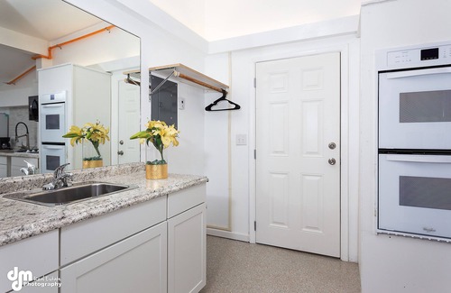 Abbott Loop Apartment | Chugach Mountain View Fox Den Suite