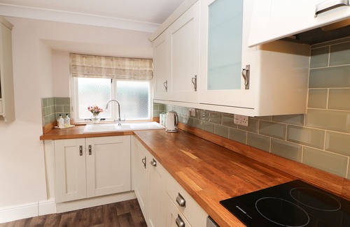 Barnard Castle Cottage | CHURCH COTTAGE, pet friendly, with open fire in Barnard Castle