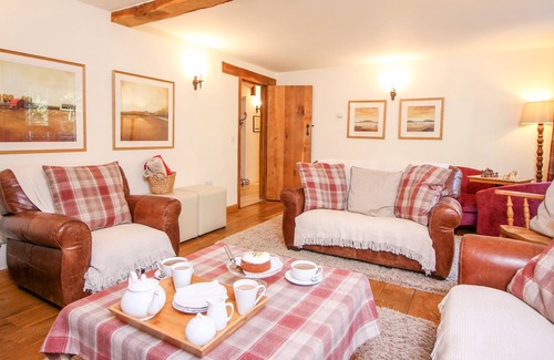 Liverton Cottage | CHURCH THATCH, pet friendly, with open fire in Abbotskerswell