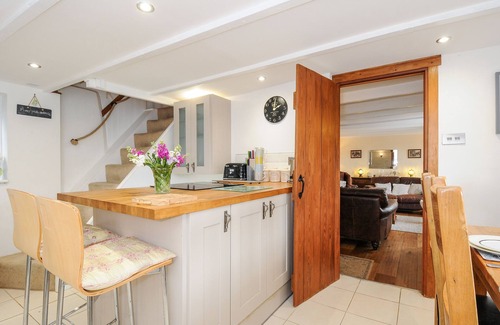 Lanreath House | CHURCH VIEW COTTAGE, pet friendly, with a garden in Pelynt