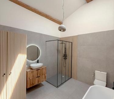 Elne Apartment | Cinema Loft