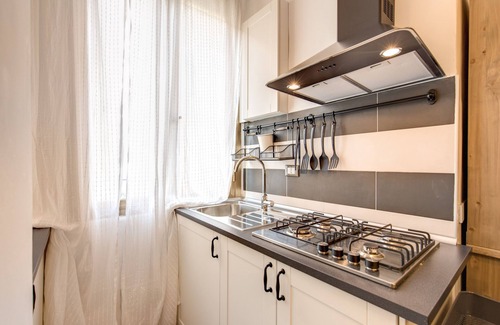 La Spezia Historic Centre Apartment | Cinque Terre Harbor (2 bathrooms, 2 bedrooms)