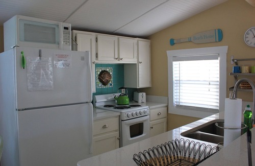 Nags Head Cottage | Circa 1953 beach cottage.this is 'old school' beach at it's best!