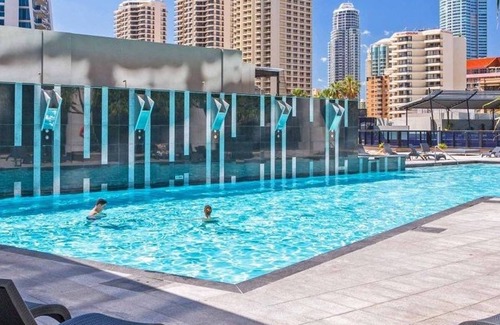 Surfers Paradise Apartment | Circle On Cavill High Floor 1 Bedroom Apartment - CoastHM