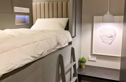 Downtown Singapore Hotel | Circular House