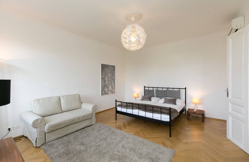 Brigittenau Apartment | City Apartment Klimaanlage 81m2 Wohnen mit Blick ins Grüne