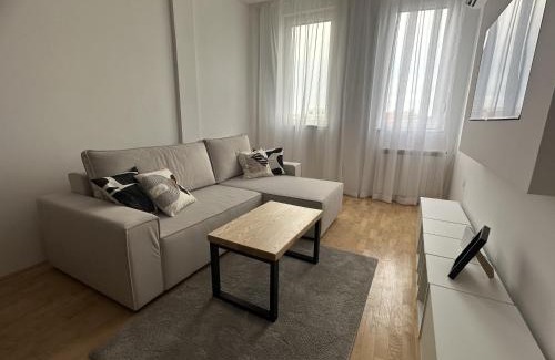 Zrenjanin Apartment | City Center Apartment