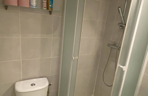 Aix-les-Bains City Center Apartment | City center studio 3 min to the therme
