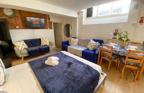 Manchester City Centre Apartment | City Centre Beautiful & Cosy Studio Apartment