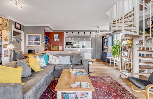 Norwich Apartment | City Heights View with Rooftop Garden & Views