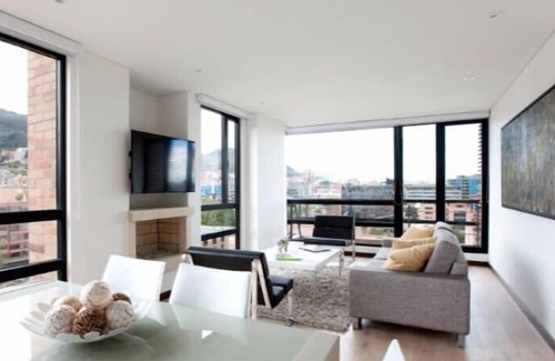 Chico Apartment | City Lights I Modern 2 Bed Apt in Parque 93