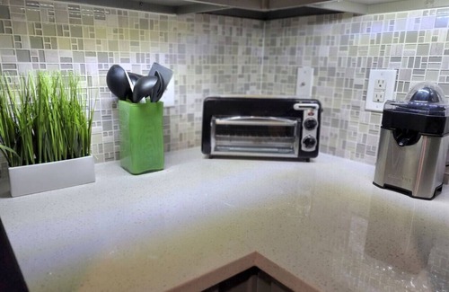 Travis Heights Condo | City Retreat! Spacious, Fun, and Amazing Location