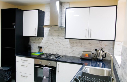 Edgbaston Apartment | City Road Birmingham Superior Studio from Oofy - Studio 5