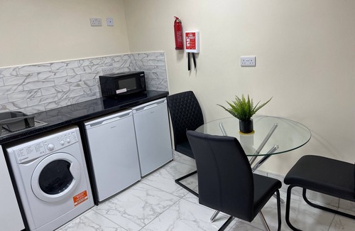 Edgbaston Apartment | City Road Birmingham Superior Studio from Oofy - Studio 5
