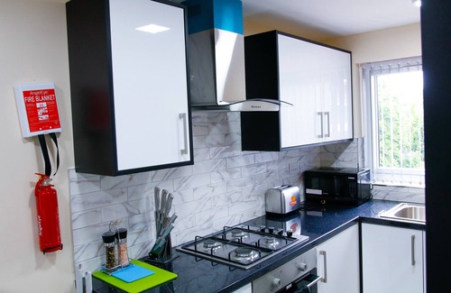 Edgbaston Apartment | City Road Birmingham Studio from Oofy - Studio 7